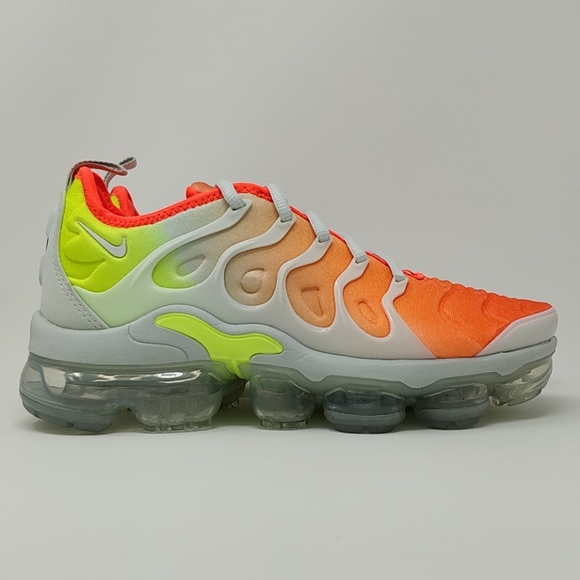 Nike W Air VaporMax Plus Reverse Sunset AO4550-003 - Picture 3 of 8
